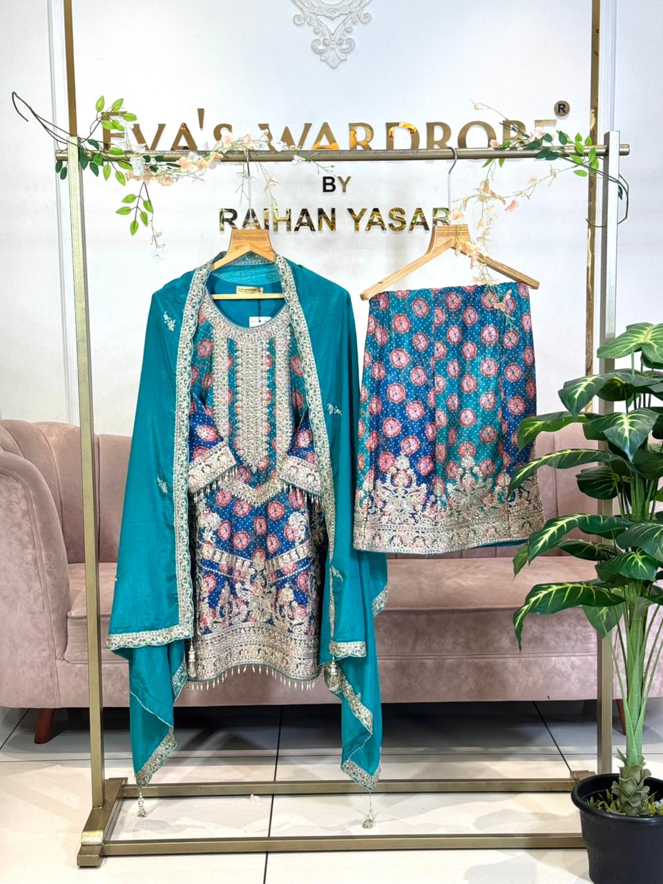 Teal Radiance Festive 3-Piece Suite 1546