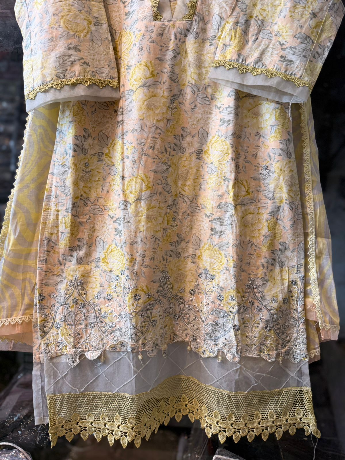 Designer Pakistani Lawn Suit with Heavy Organza Detailing & Lace Work 3704