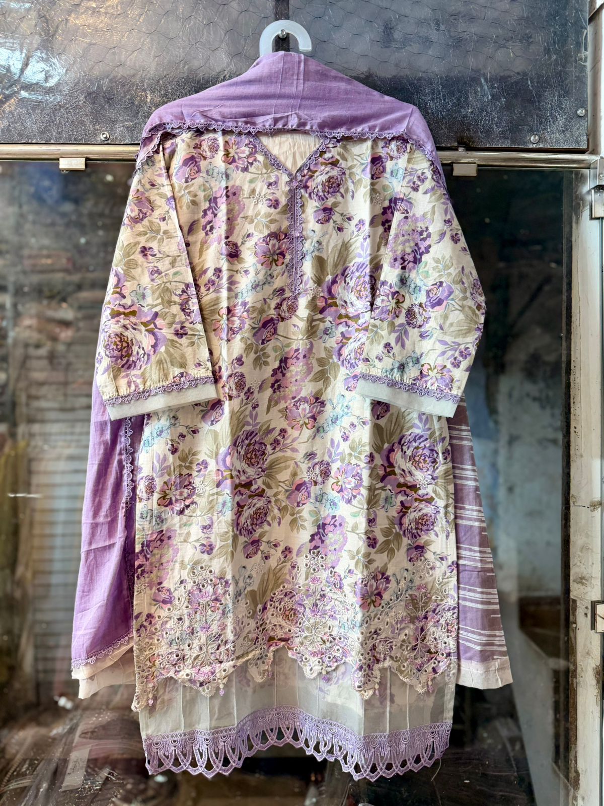 Elegant Original Pakistani Lawn Suit with Organza Patch & Lace Detailing 3705