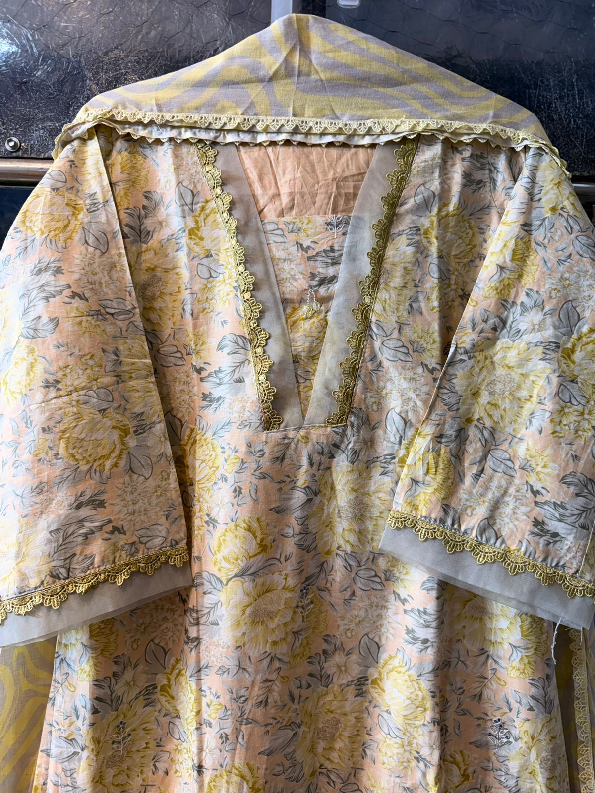 Designer Pakistani Lawn Suit with Heavy Organza Detailing & Lace Work 3704