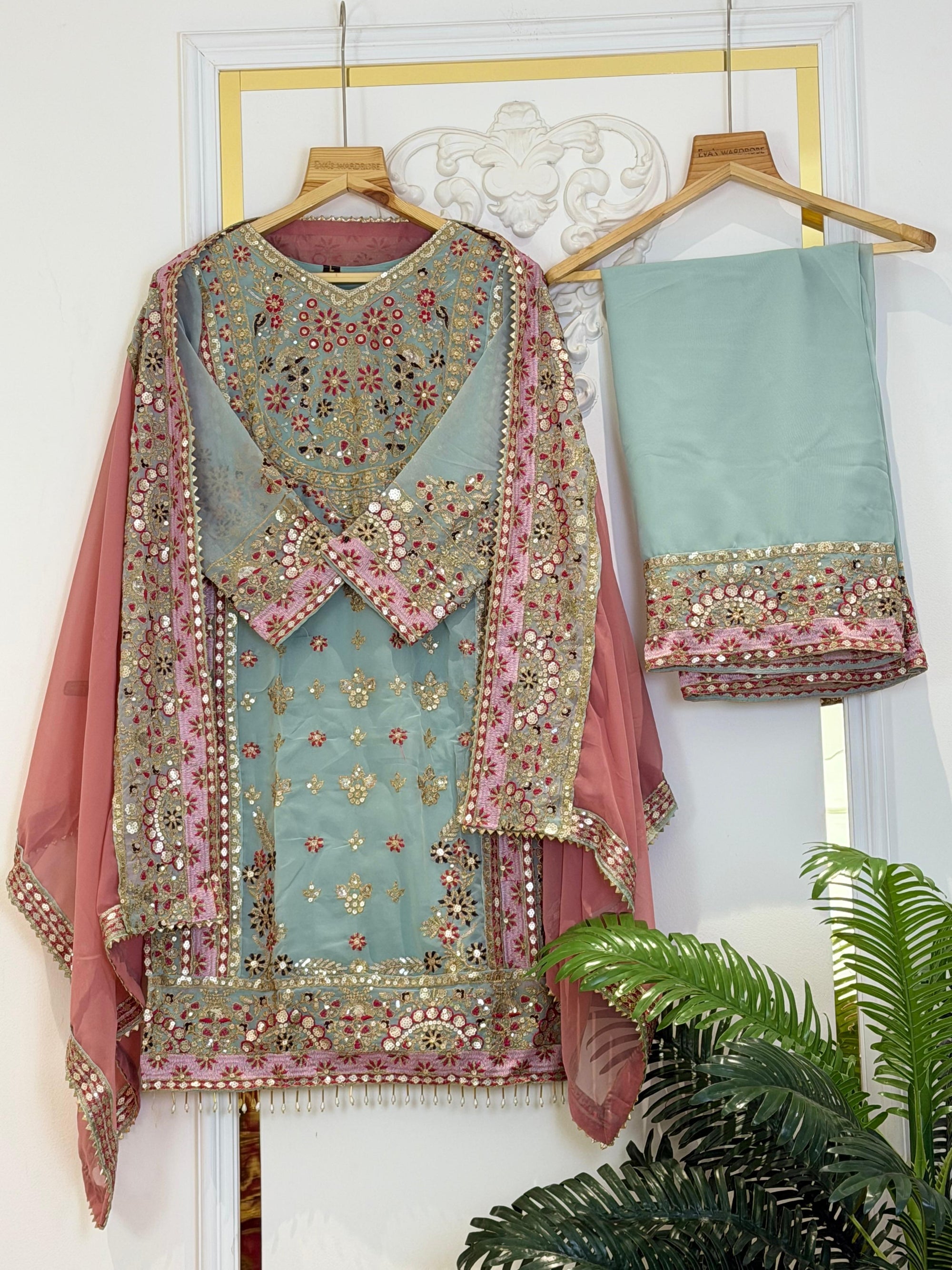 Evas premium designer readymade 328