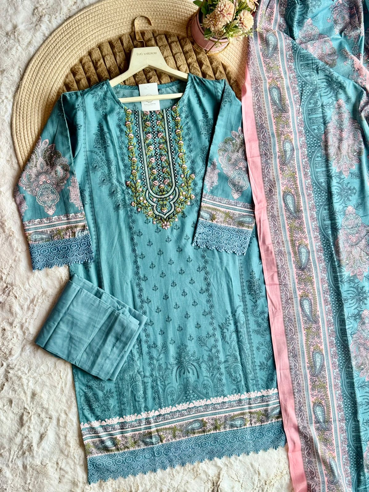 Teal Floral Embroidered Lawn 3-Piece Suite with Lace Detailing