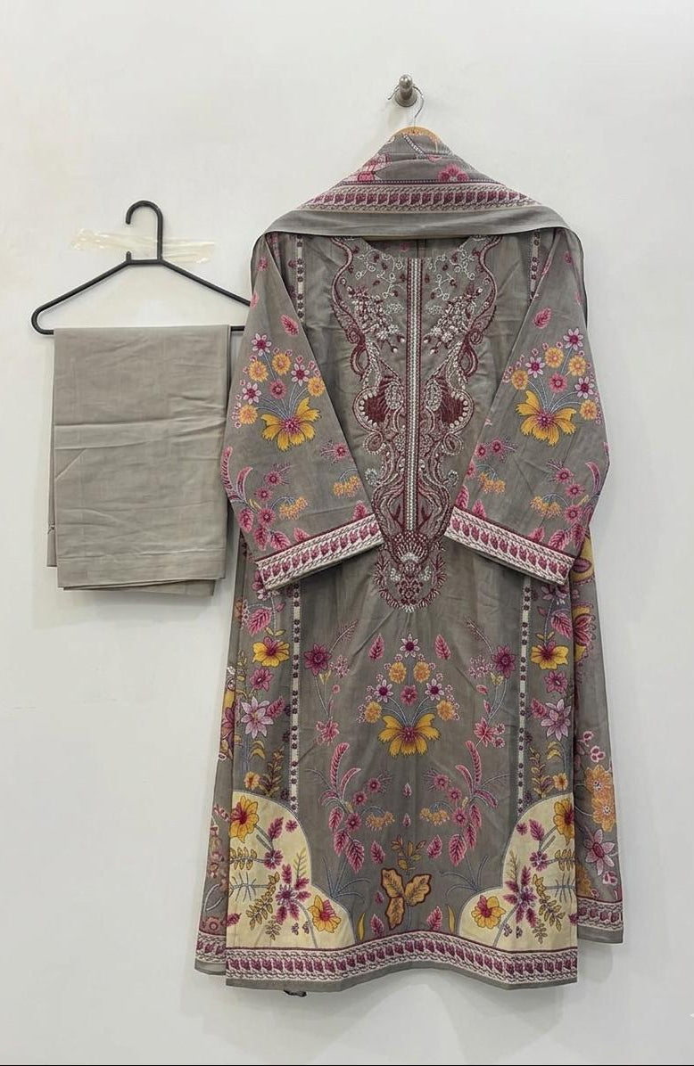 Women's clohing store
