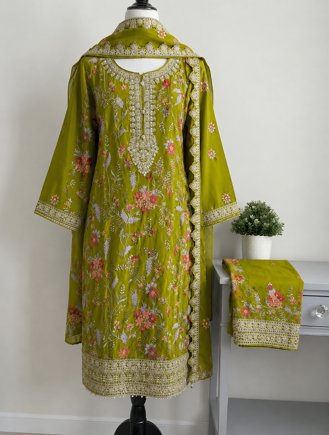 Enchanting Olive: Floral Embroidered Three-Piece Suit 1823
