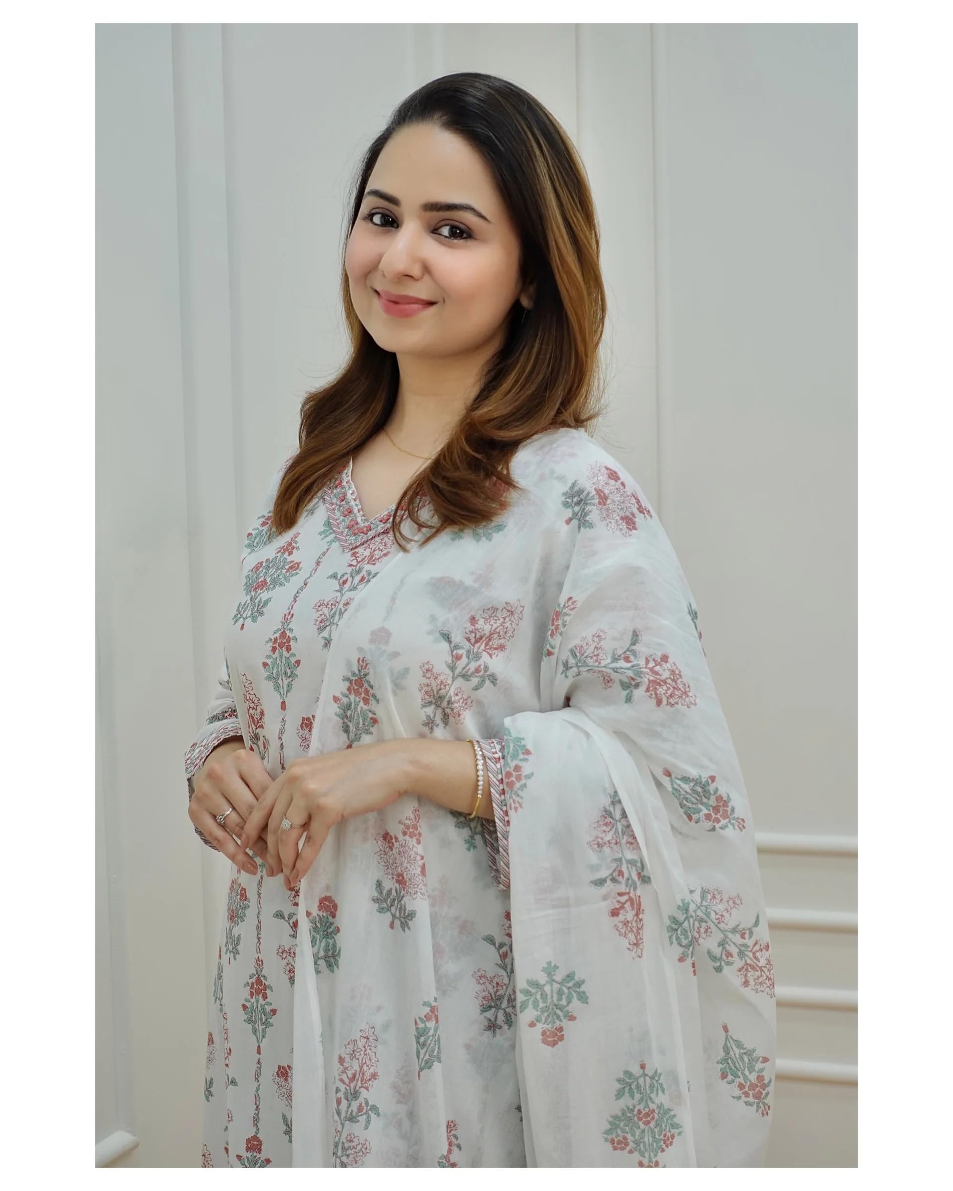 Printed Kurta and Pant set with Dupatta