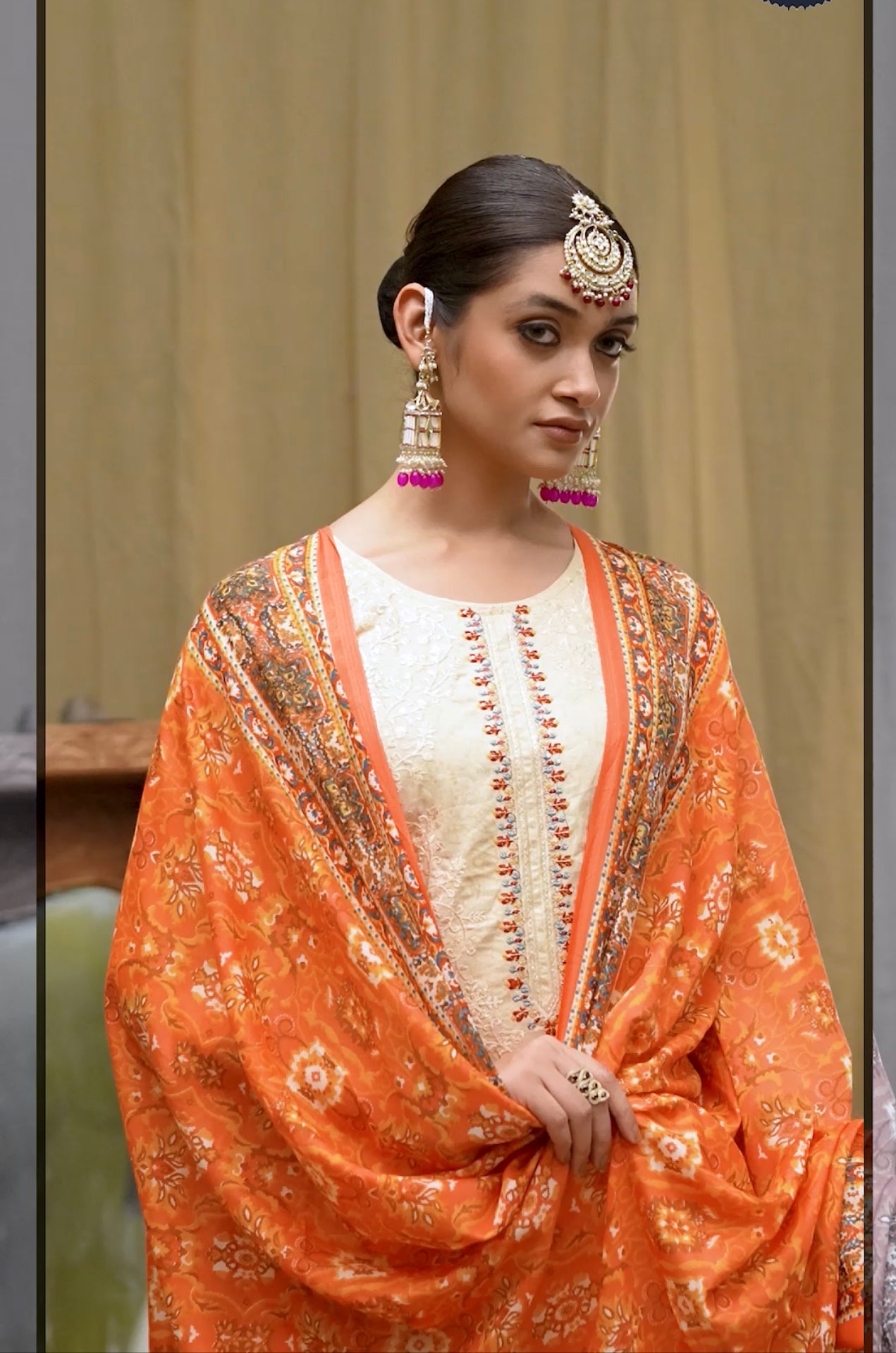 EVAS SAHNAZ SELF EMBROIDERED COLLECTIONS 11199