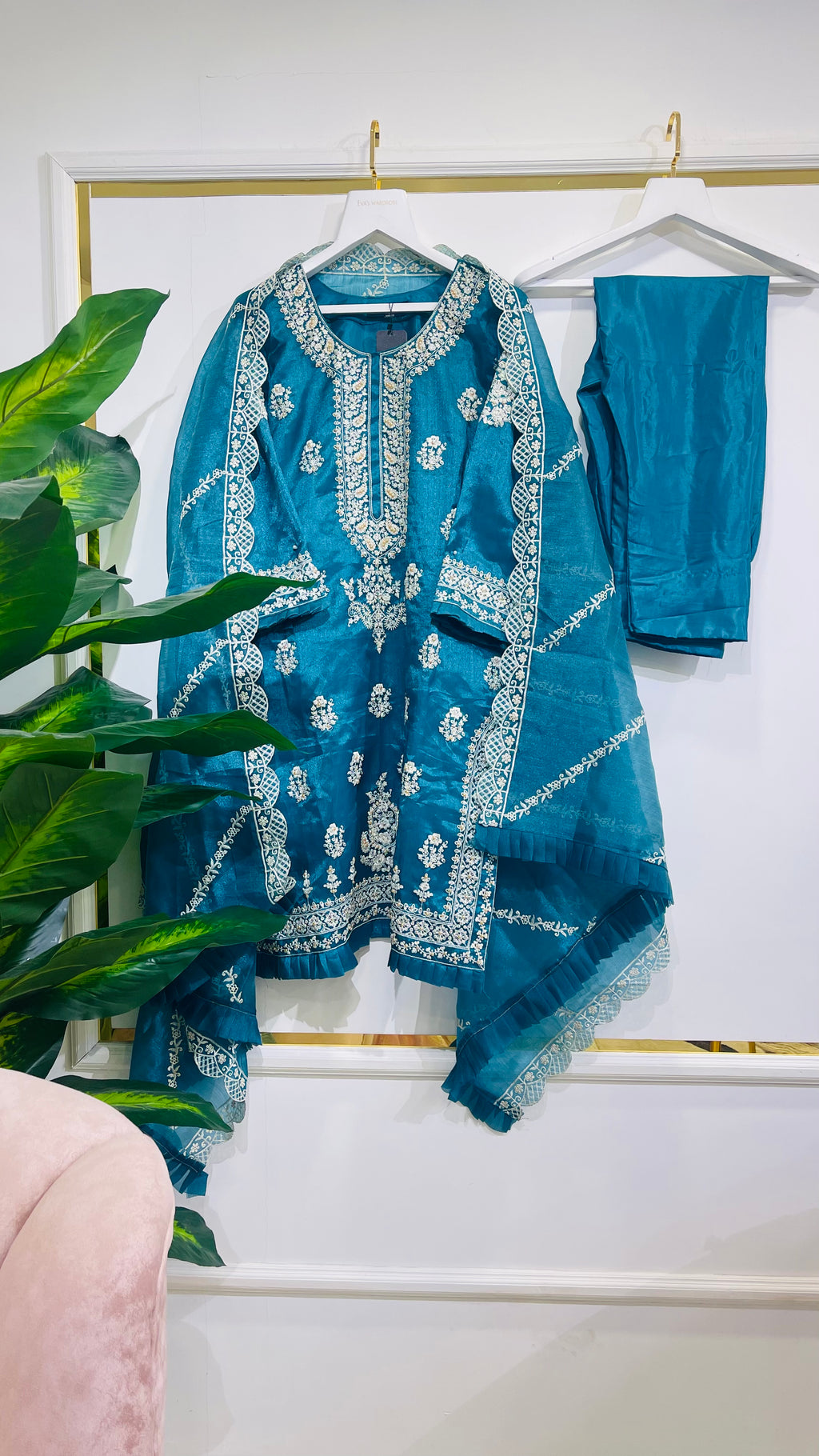 PEACOCK BLUE EVAS ORGANZA