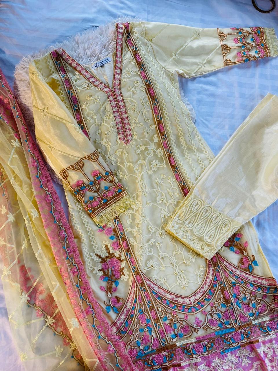 EVAS NET EMBROIDERY SUIT YELLOW