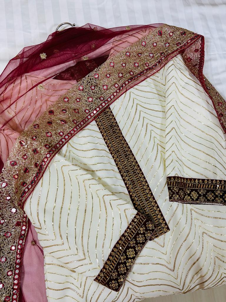 FROST WHITE FORMAL SUIT