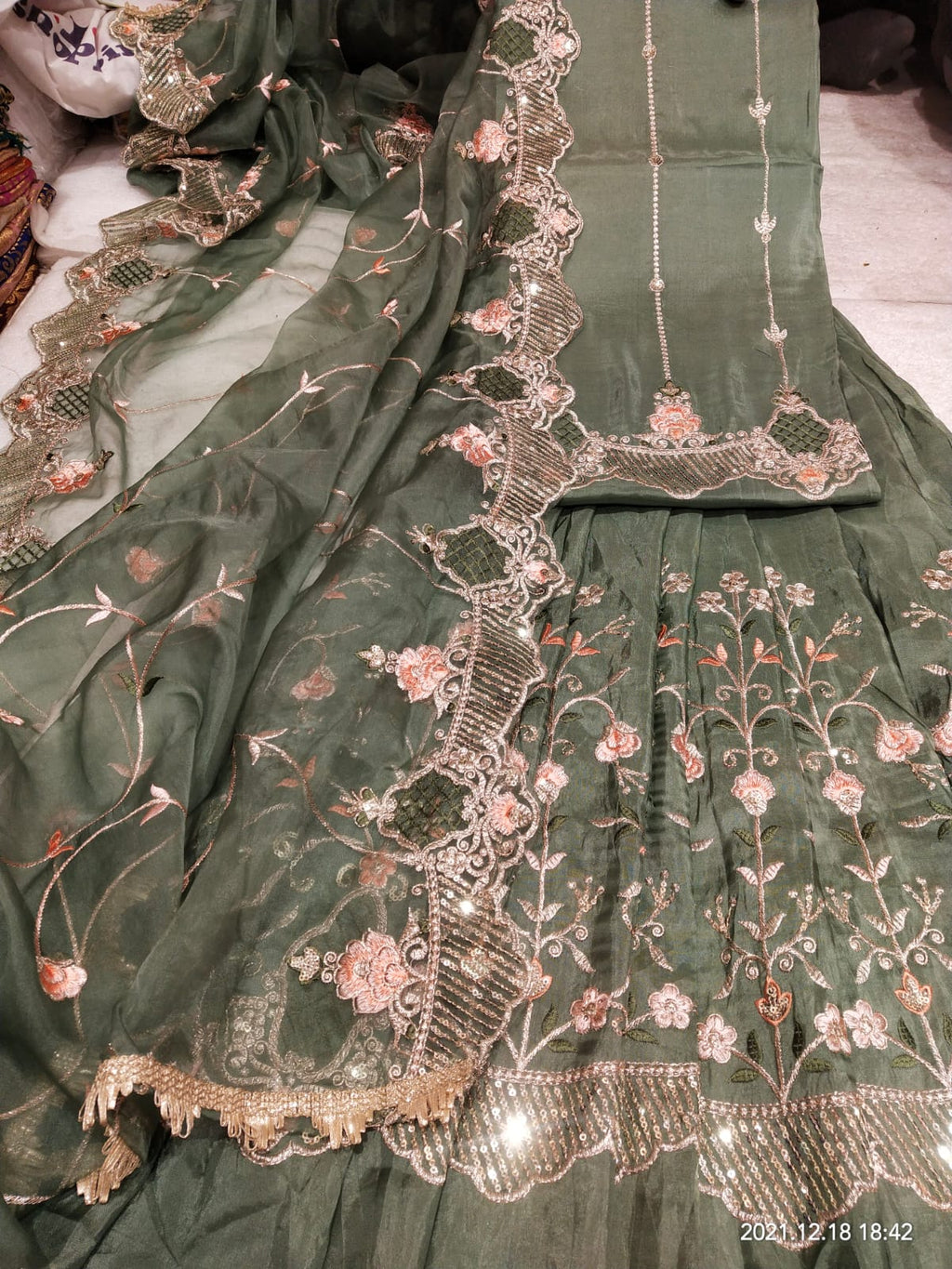 SHARARA FESTIVE EVAS COLLECTION