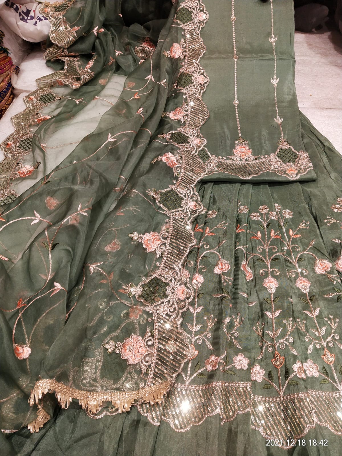 SHARARA FESTIVE EVAS COLLECTION